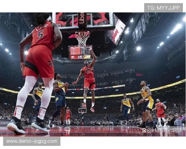 NBA直播突发意外插曲引发全场观众惊呼 NBA直播突发意外插曲引发全场观众惊呼